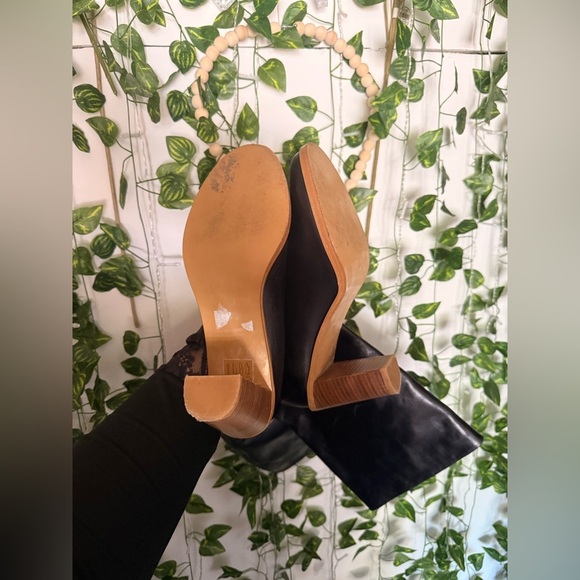 Won Hundred Black Leather Knee-High Boots - Picture 5 of 8